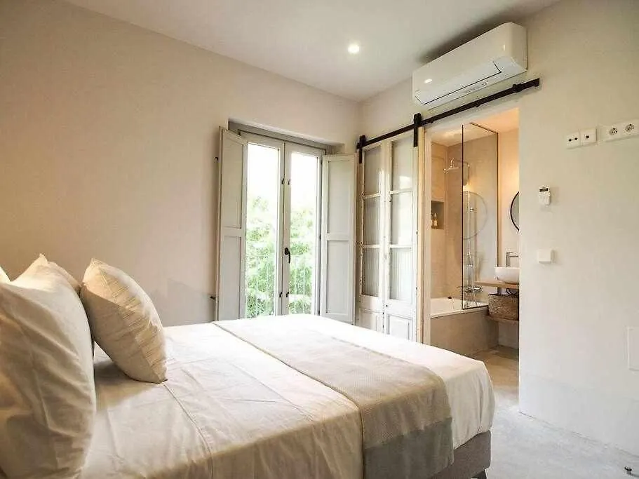 Velo Vern 3 Luxury Penthouse W Views Of City Wall Girona Apartment