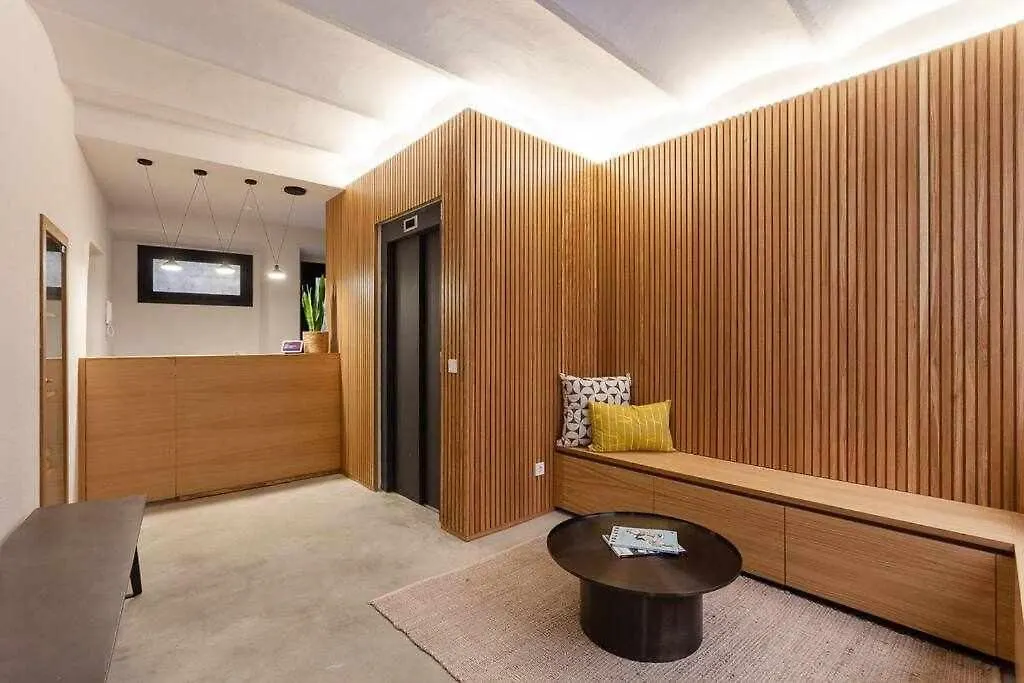 Velo Vern 3 Luxury Penthouse W Views Of City Wall Girona
