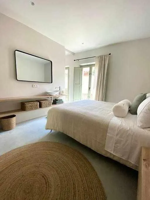 Velo Vern 3 Luxury Penthouse W Views Of City Wall Girona 0*,