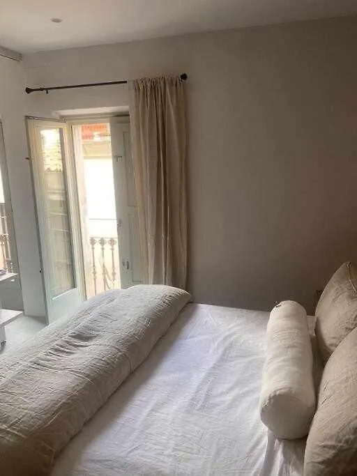 Velo Vern 3 Luxury Penthouse W Views Of City Wall Girona Apartment