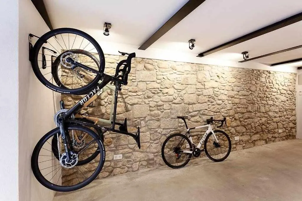 Apartment Velo Vern 3 Luxury Penthouse W Views Of City Wall Girona